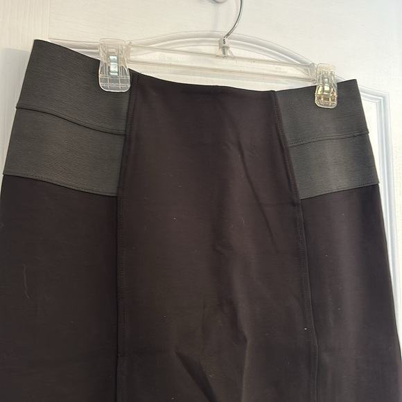 Calvin Klein Pencil Skirt, Size 10 - Picture 2 of 4